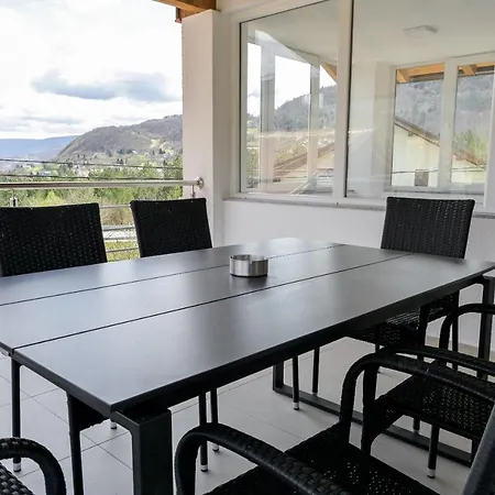 Apartman Dora