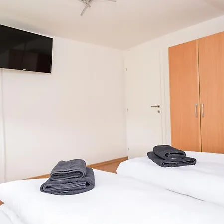 Dora Apartman *
